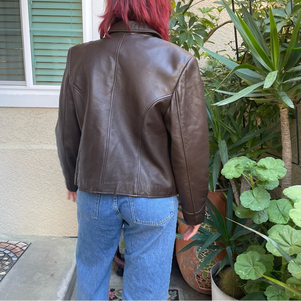 Vintage dark brown Valerie Stevens lambskin leather jacket with pockets - Picture 10 of 15